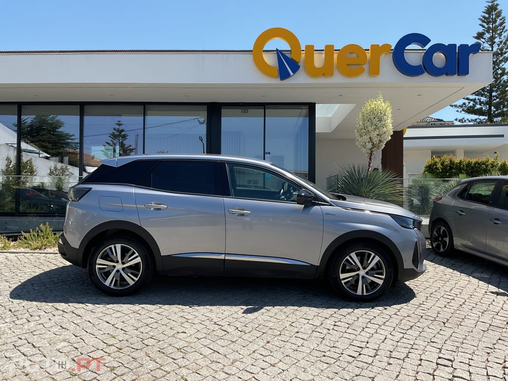 Peugeot 3008 1.6 Hybrid Allure e-EAT8
