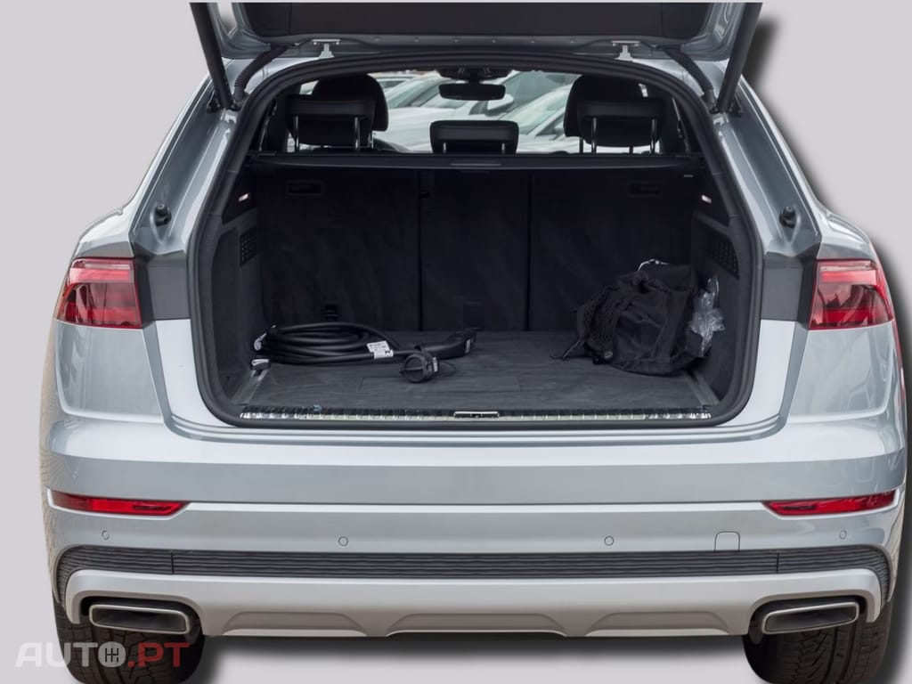 Audi Q8 55 TFSIe Q S LINE 