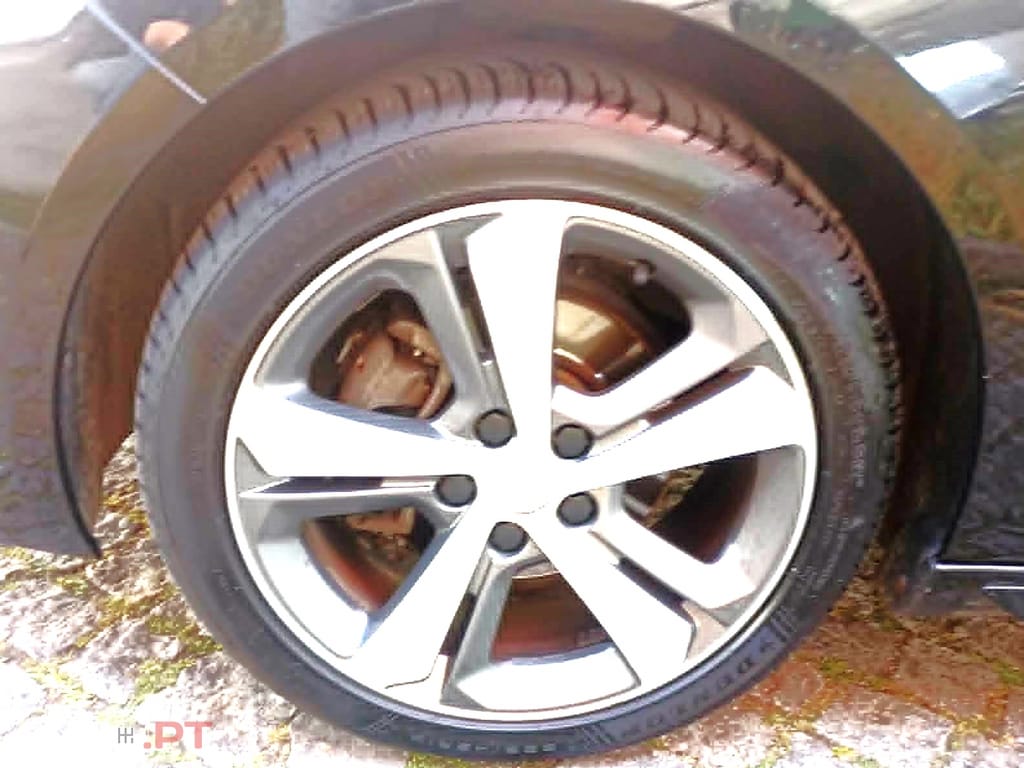 Peugeot 308 1.2 PureTech 130 Stop & Start GT-Line Edition - Caixa Manual de 6 Velocidades-Ano: 2019