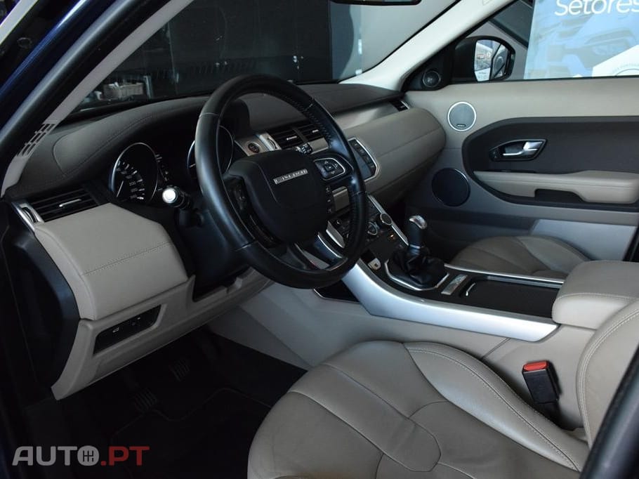 Land Rover Evoque 2.2 eD4 Dynamic