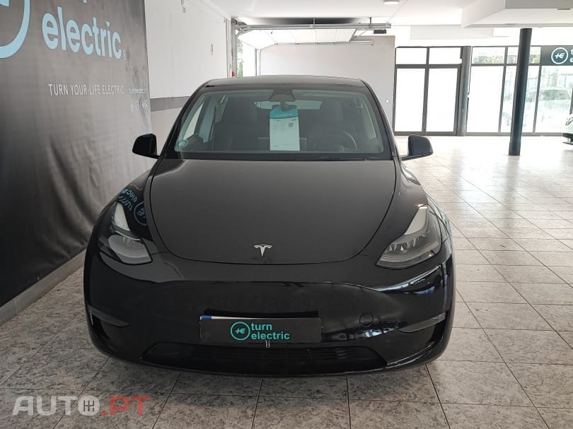 Tesla Model Y Long Range Dual Motor AWD