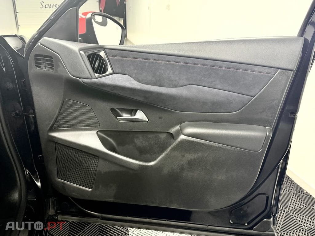 DS DS3 Crossback E-TENSE PERFORMANCE LINE