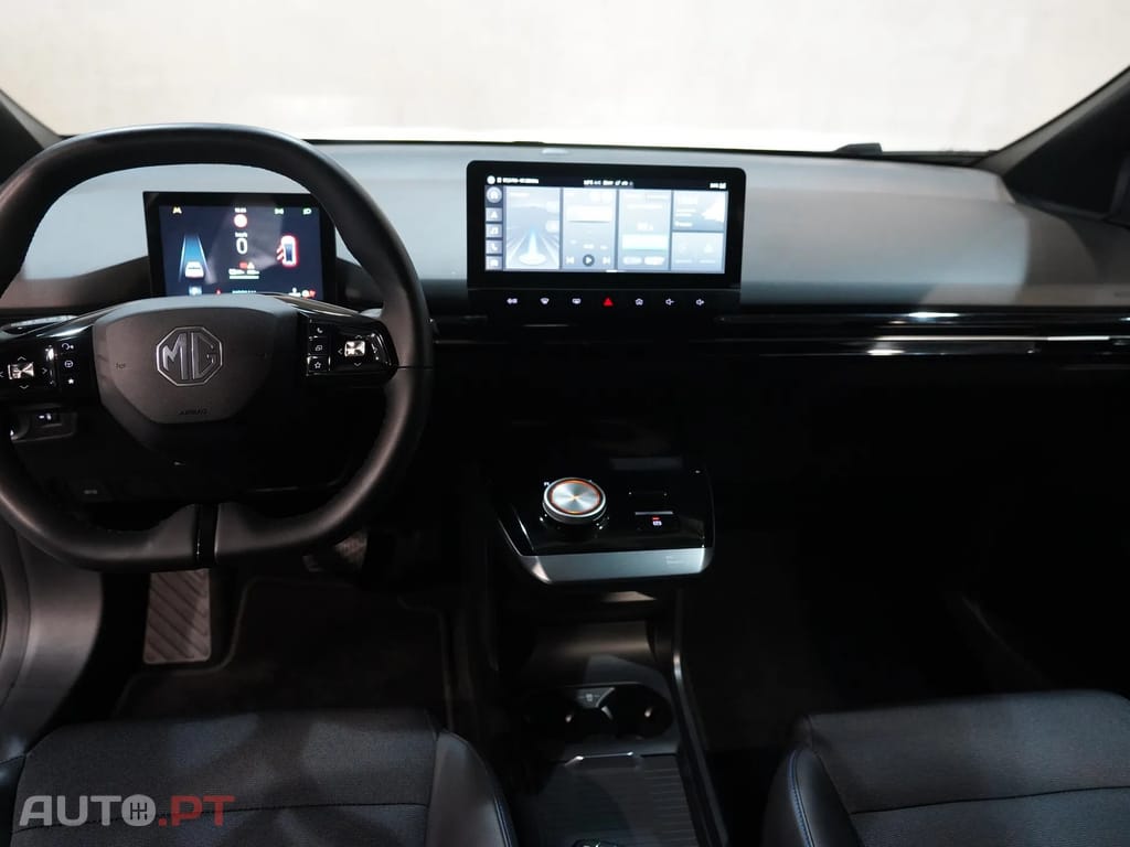 MG MG4 64 kWh Luxury