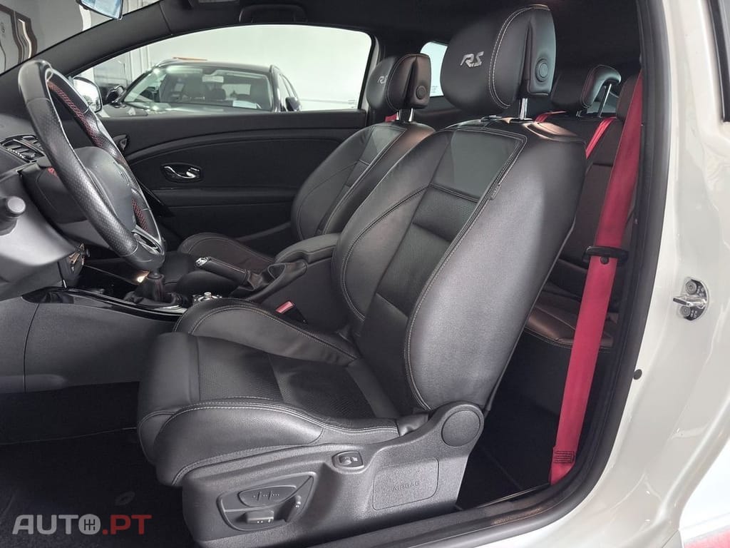 Renault Mégane Coupe 2.0 T RS