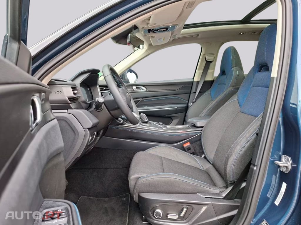 Lynk & Co 01 PHEV I.V.A DEDUTÍVEL 