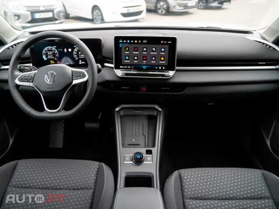 Volkswagen T-Roc 1.5 eTSI Life DSG