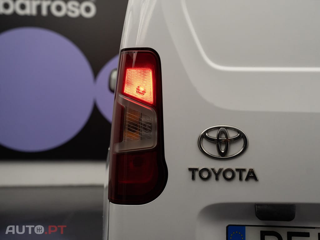 Toyota Proace City 1.5D L2 Exclusive