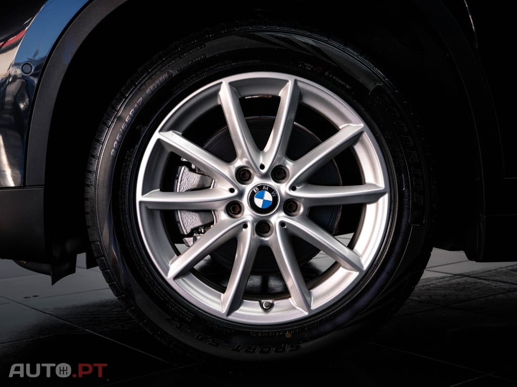 BMW X1 18 d xDrive Advantage