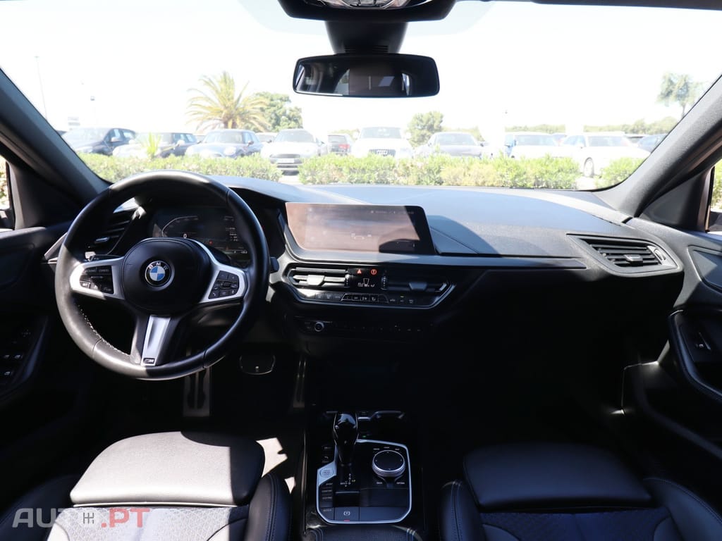 BMW 116 d Pack Desportivo M