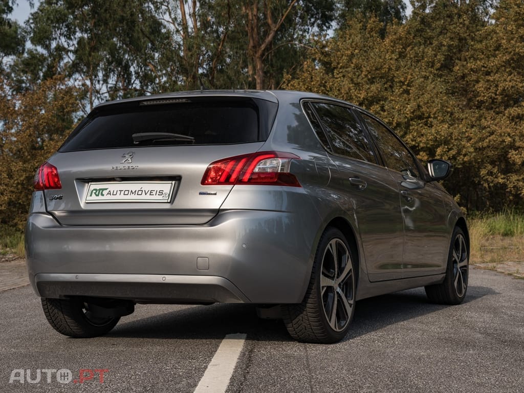 Peugeot 308 1.2 PureTech Allure J18