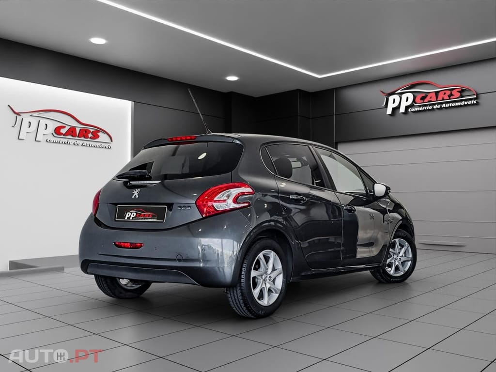 Peugeot 208 1.2 VTi Allure