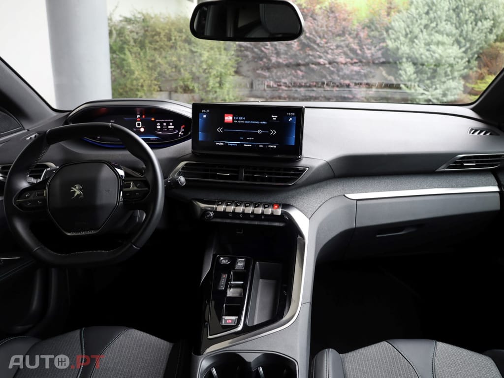 Peugeot 5008 1.2 PureTech Allure EAT8
