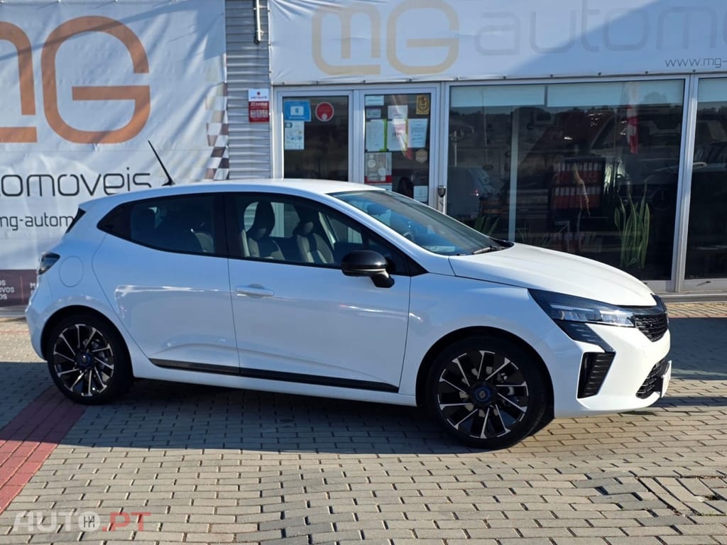Renault Clio 1.6 E-Tech Full Hybrid Esprit Alpine