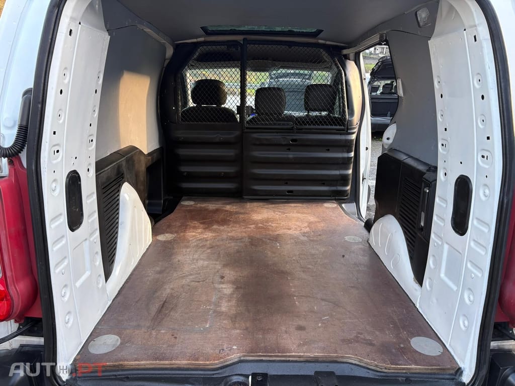 Citroen Berlingo 1.6 HDi 800 3L Longo