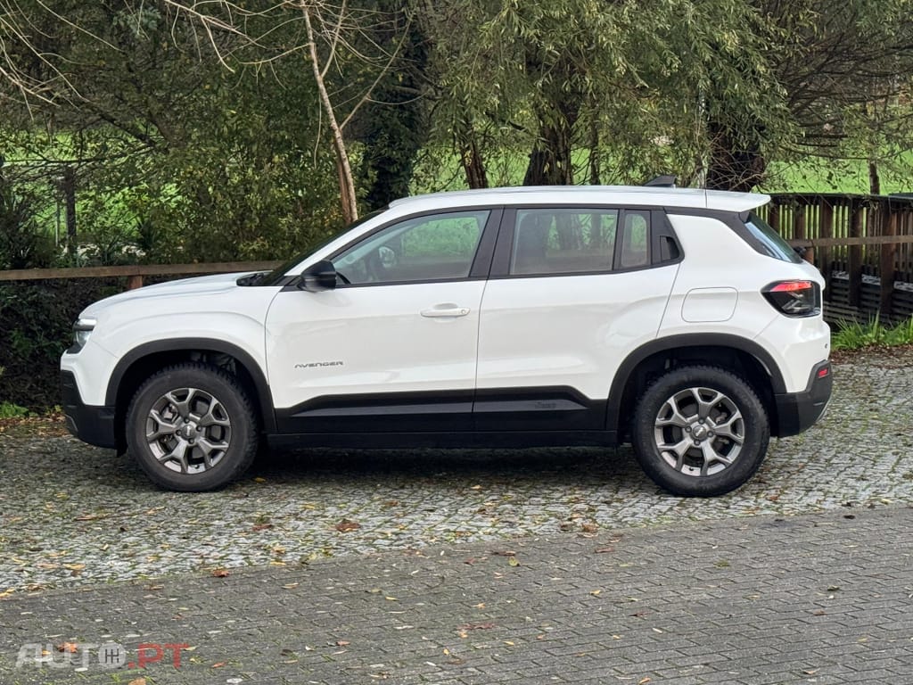 Jeep Avenger 54 kWh Longitude