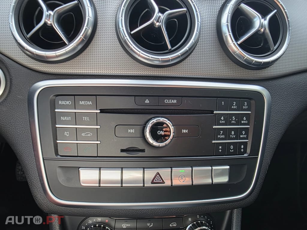 Mercedes-Benz CLA 180 D URBAN