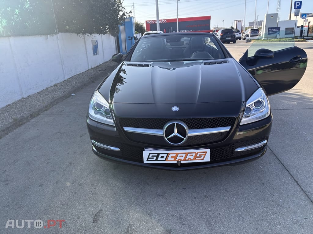 Mercedes-Benz SLK 200 BlueEFFICIENCY 7G-TRONIC Edition 1