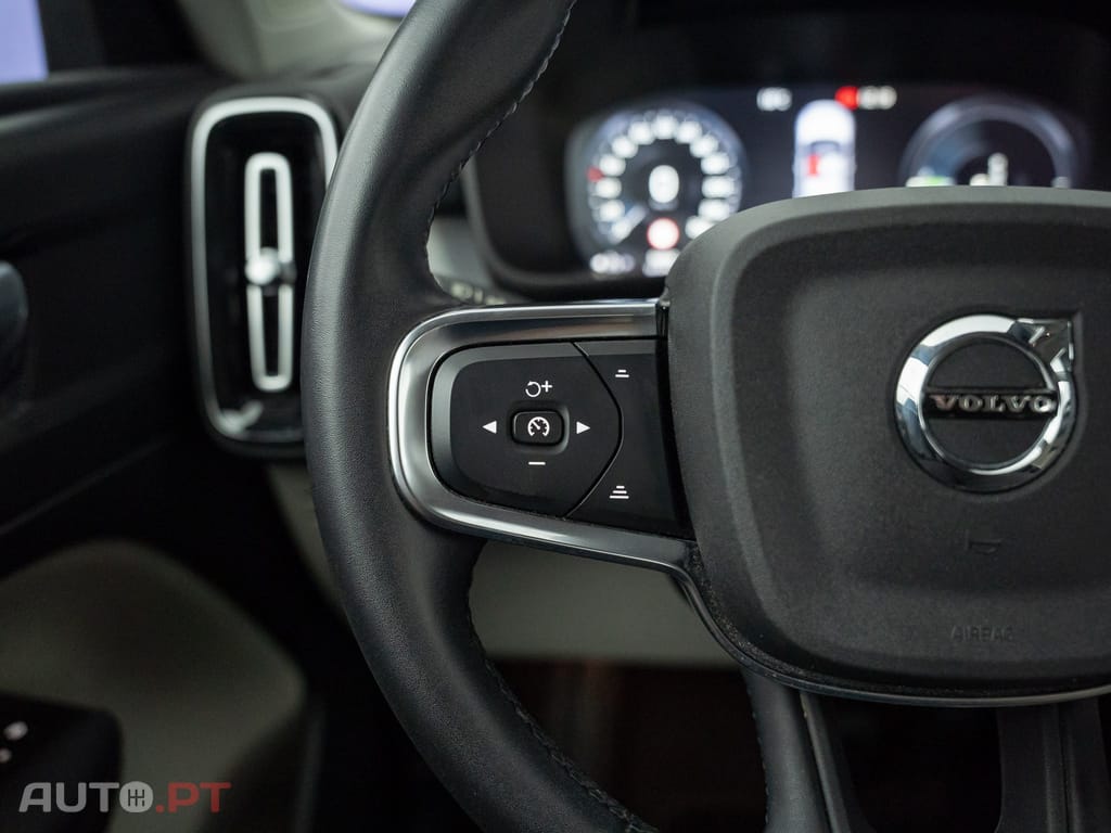 Volvo XC40 1.5 T4 PHEV Inscription Expression