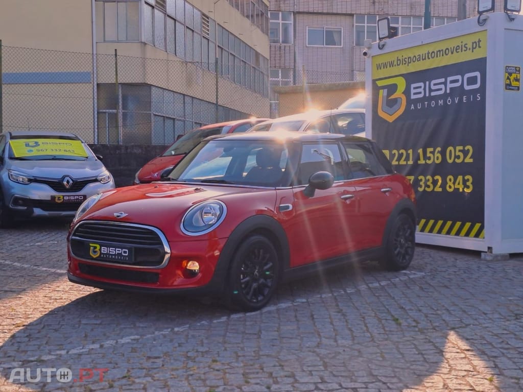 MINI Cooper Cooper D