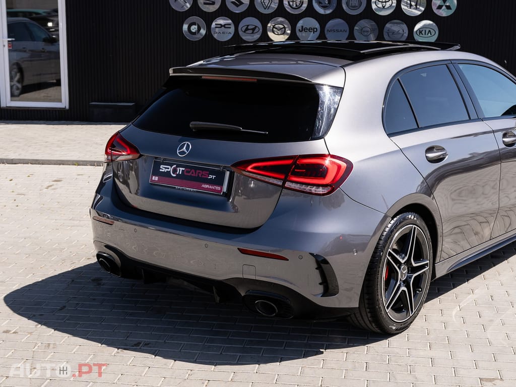 Mercedes-Benz A 35 AMG 4Matic Speedshift DCT 7G — fotografia 9