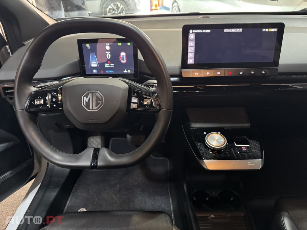 MG MG4 64 kWh Luxury