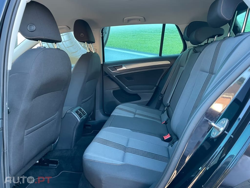 Volkswagen Golf 2.0 TDI BlueMotion DSG Allstar