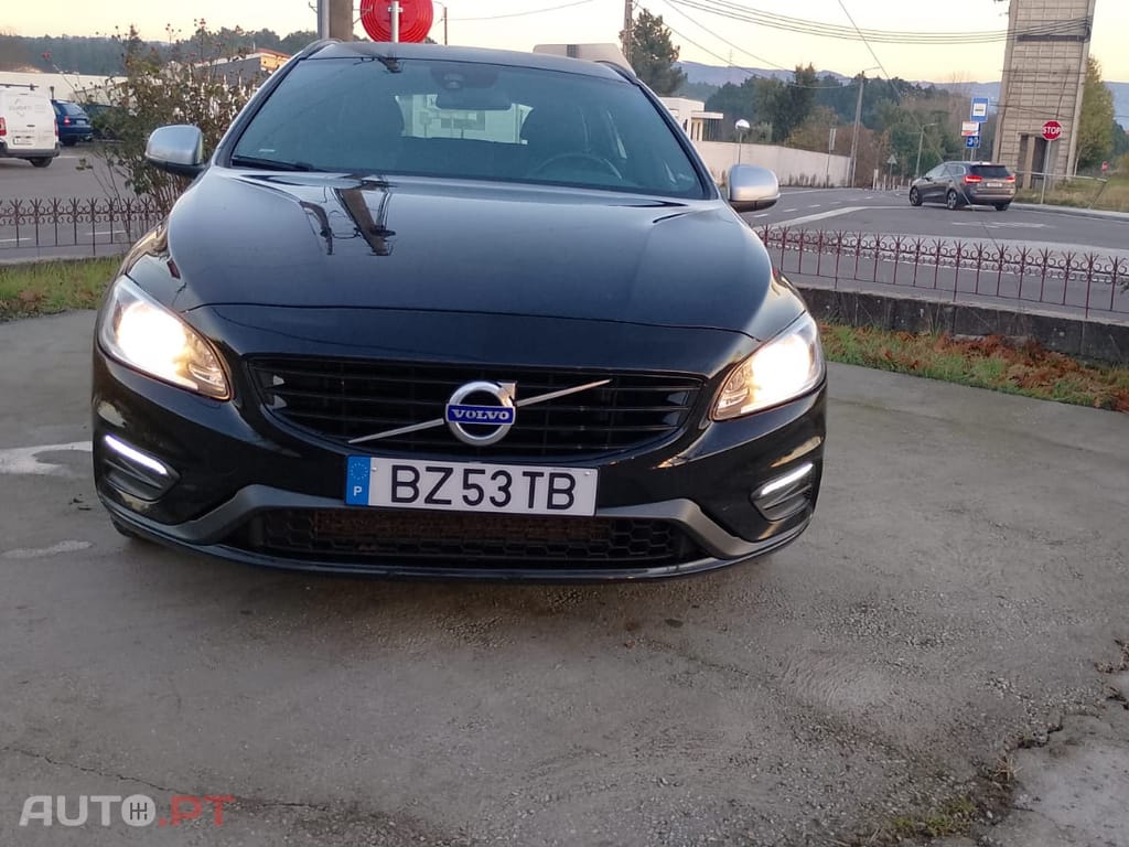 Volvo V60 D3 R-Design