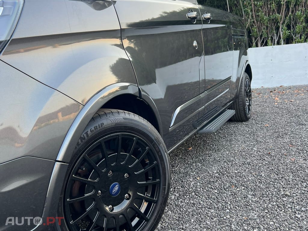 Ford Tourneo 2.0 TDCi Titanium Aut.