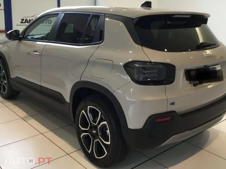 Jeep Avenger 54 kWh Summit