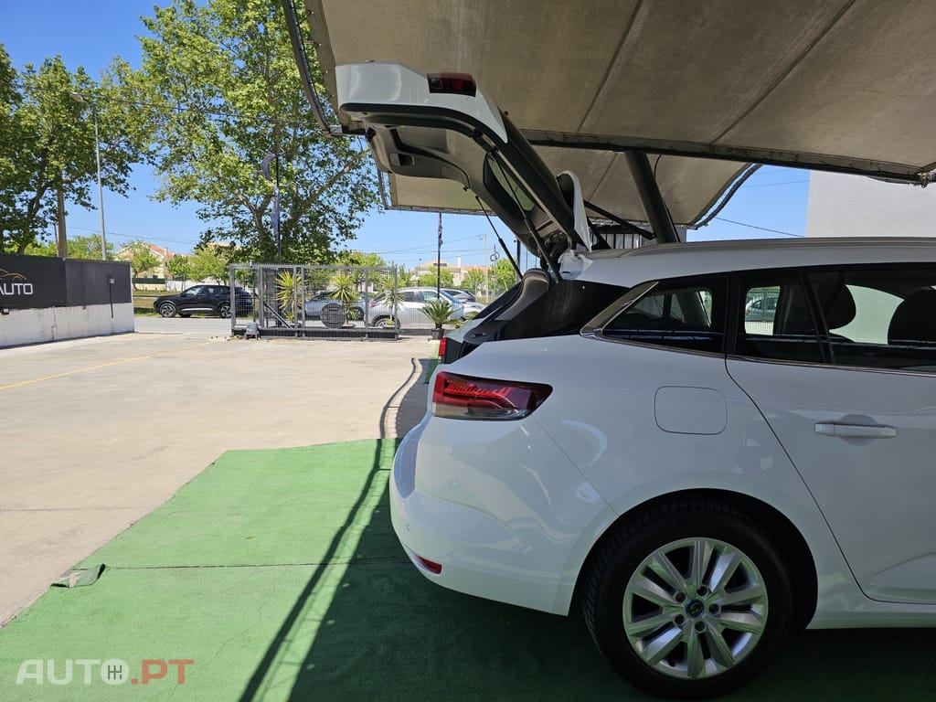 Renault Mégane 1.6 Plug-In Engineered