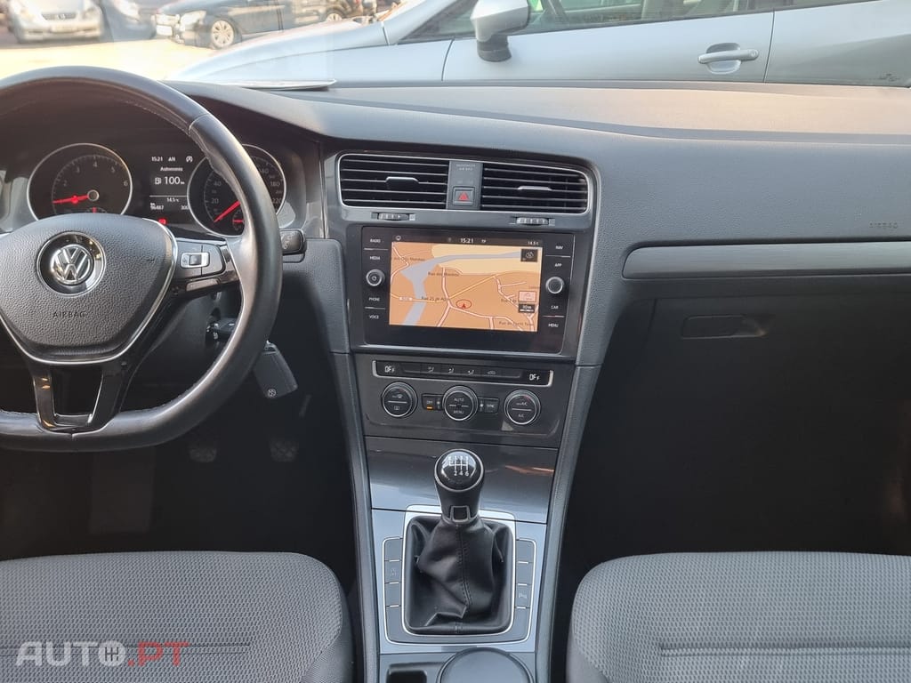 Volkswagen Golf 1.0 TSI Confortline