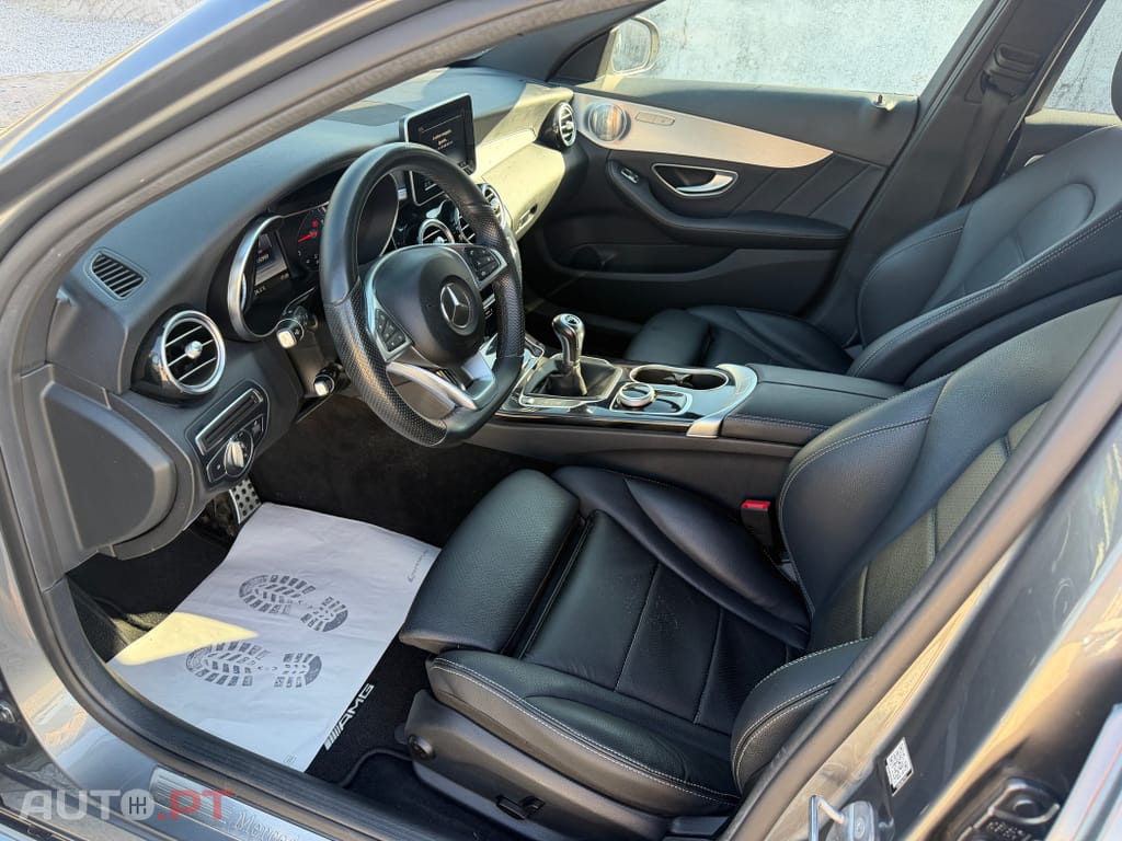 Mercedes-Benz C 220 d AMG Line