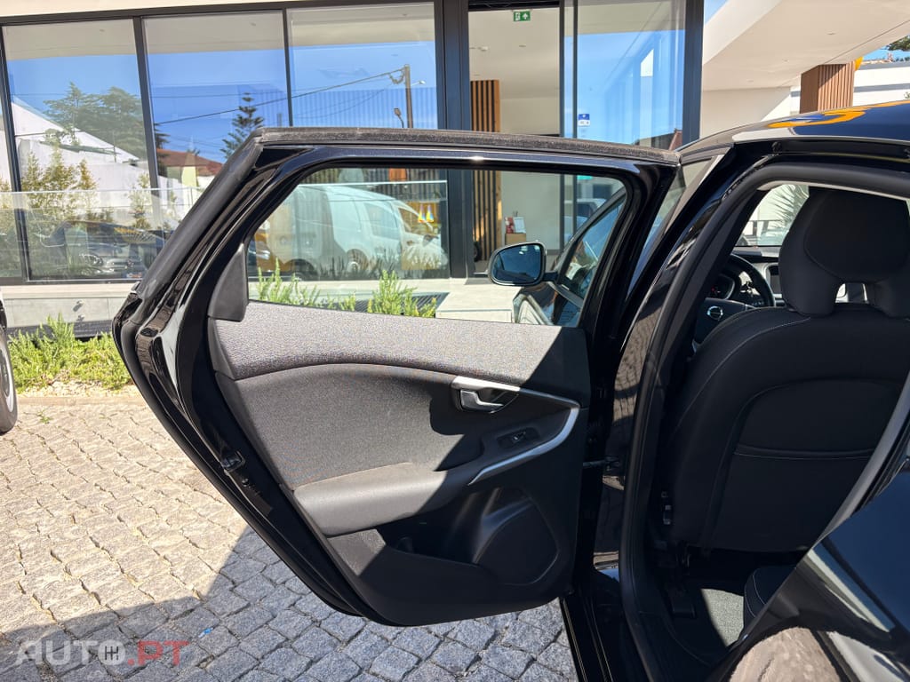 Volvo V40 2.0 D2 Inscription