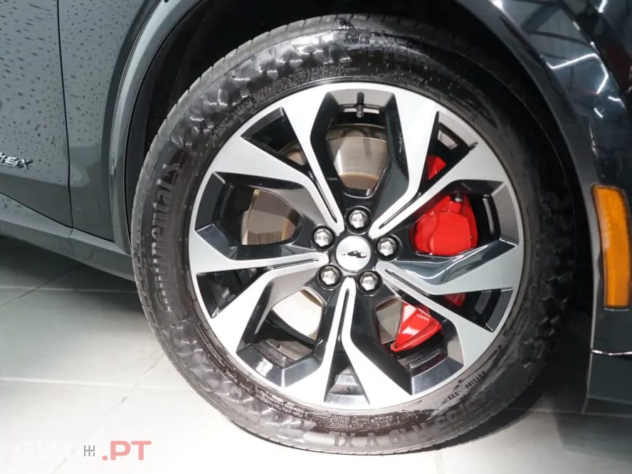 Ford Mustang Mach-E Extended Premium AWD 98 kWh