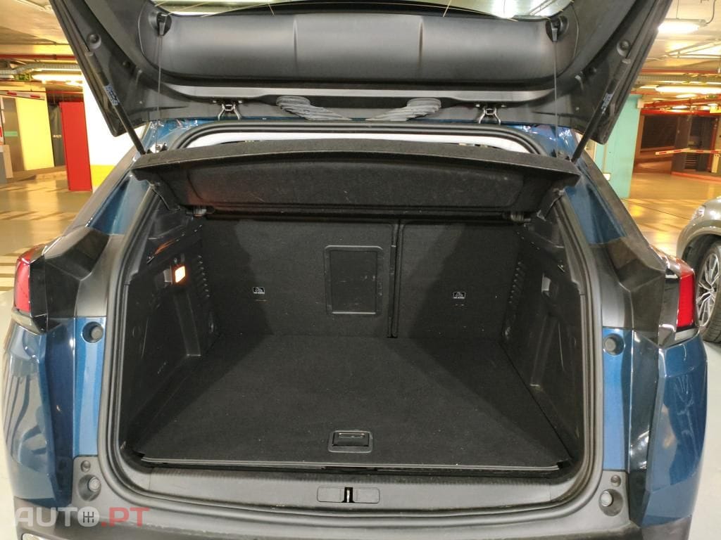 Peugeot 3008 1.6 Hybrid Allure e-EAT8