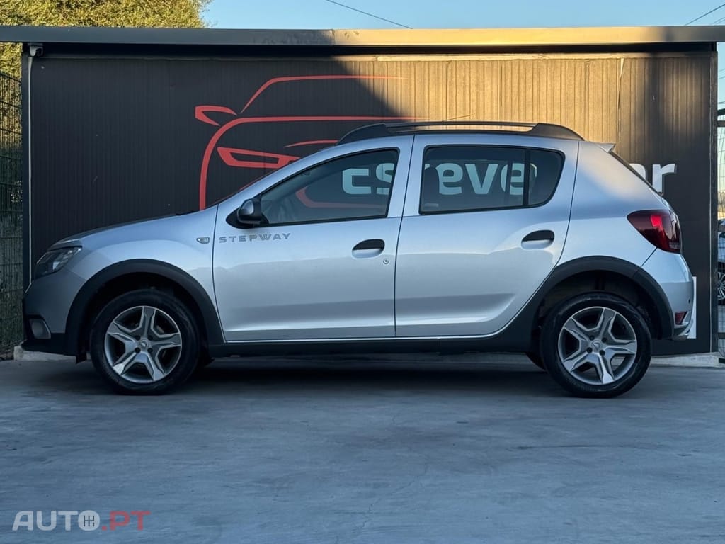 Dacia Sandero 1.5 dCi Stepway — fotografia 5
