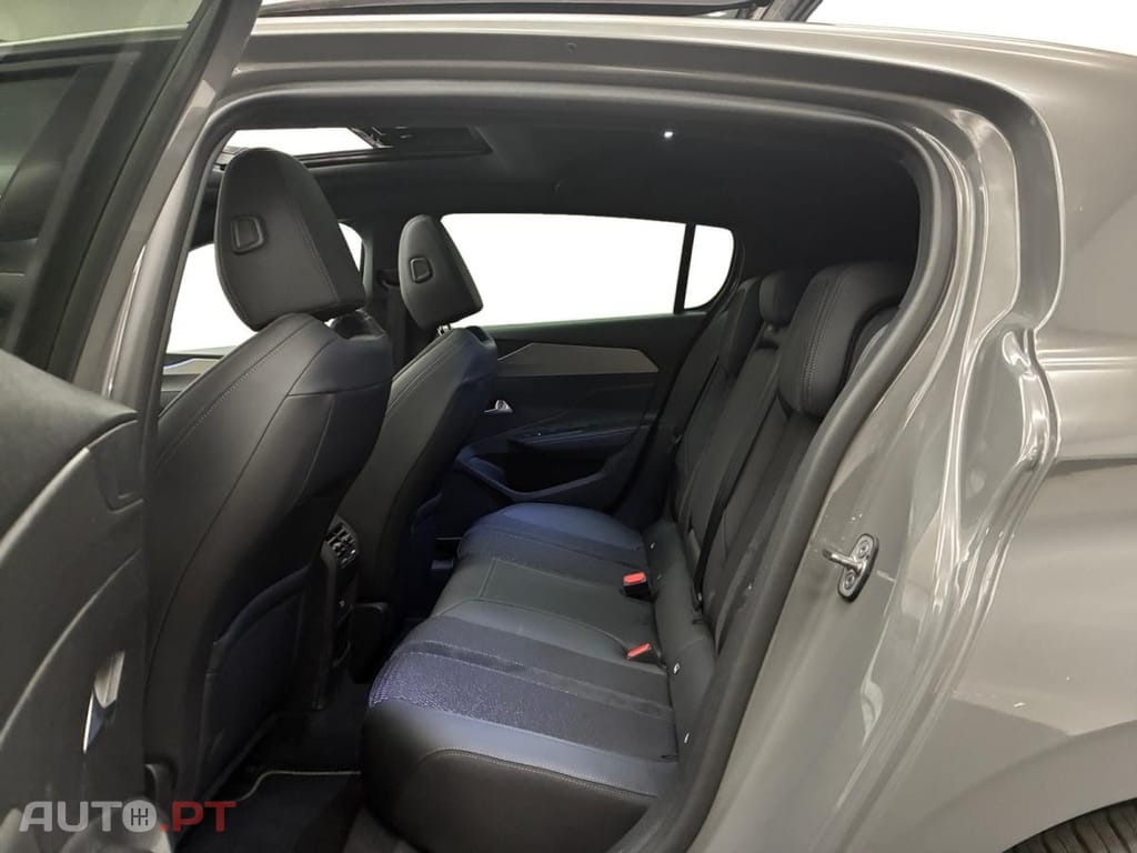 Peugeot 308 1.2 PureTech GT EAT8
