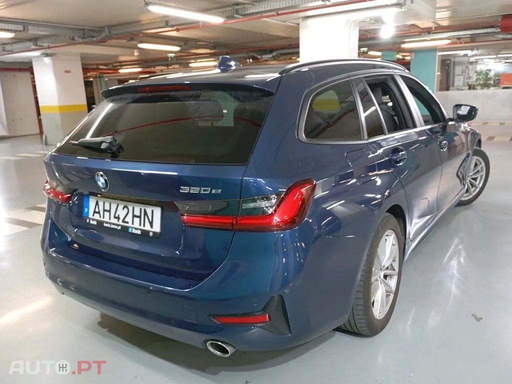 BMW 320 e Touring Corporate Edition Auto