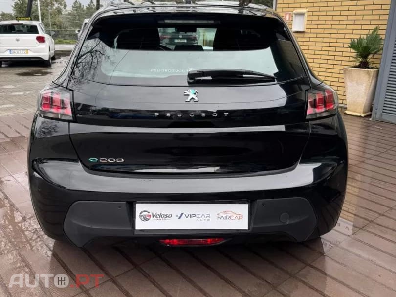 Peugeot E-208 50 kWh Active Pack