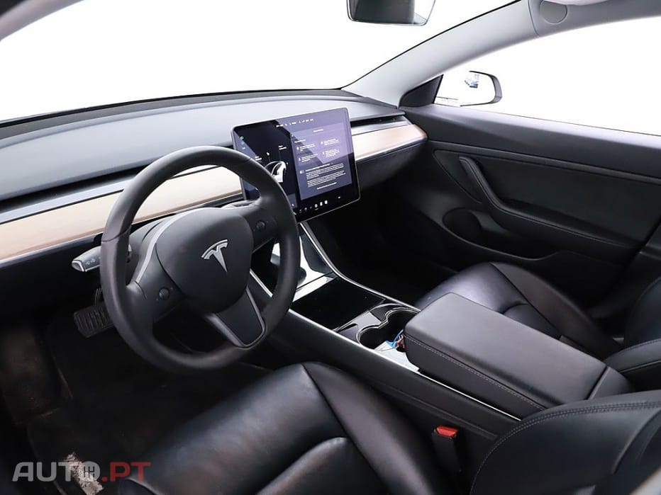 Tesla Model 3 Standard RWD Plus