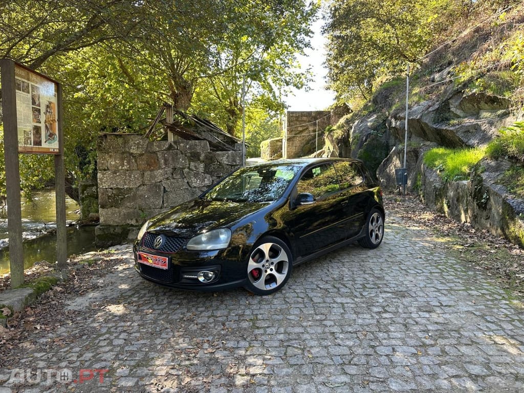 Volkswagen Golf 2.0 GTi