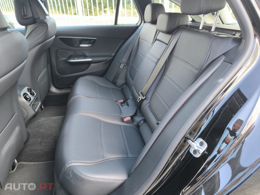 Mercedes-Benz C 300 e T 9G-TRONIC Avantgarde