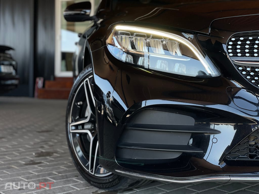 Mercedes-Benz C 300 de AMG Line