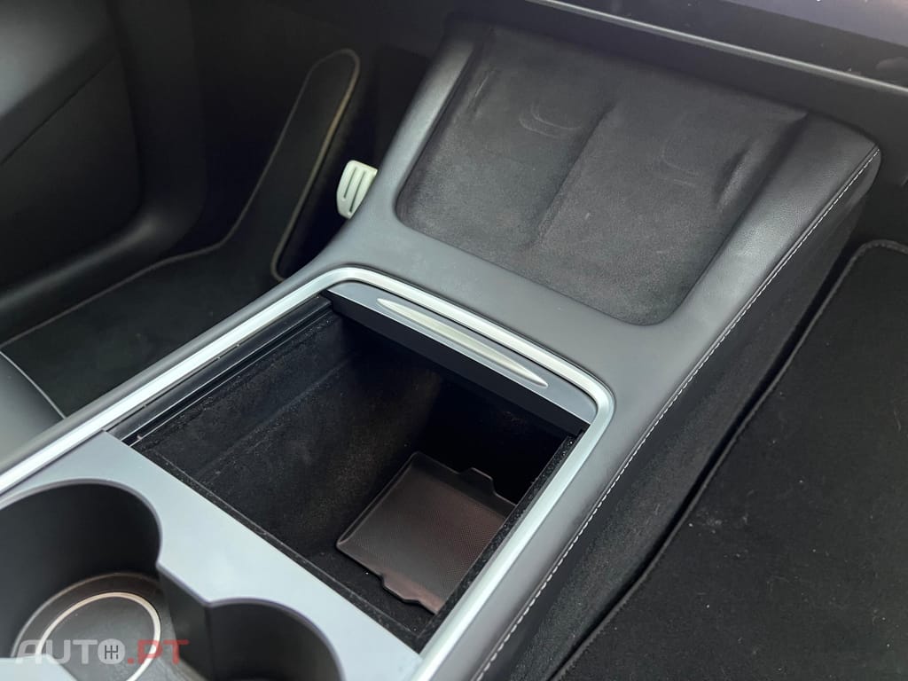 Tesla Model Y Performance Dual Motor AWD