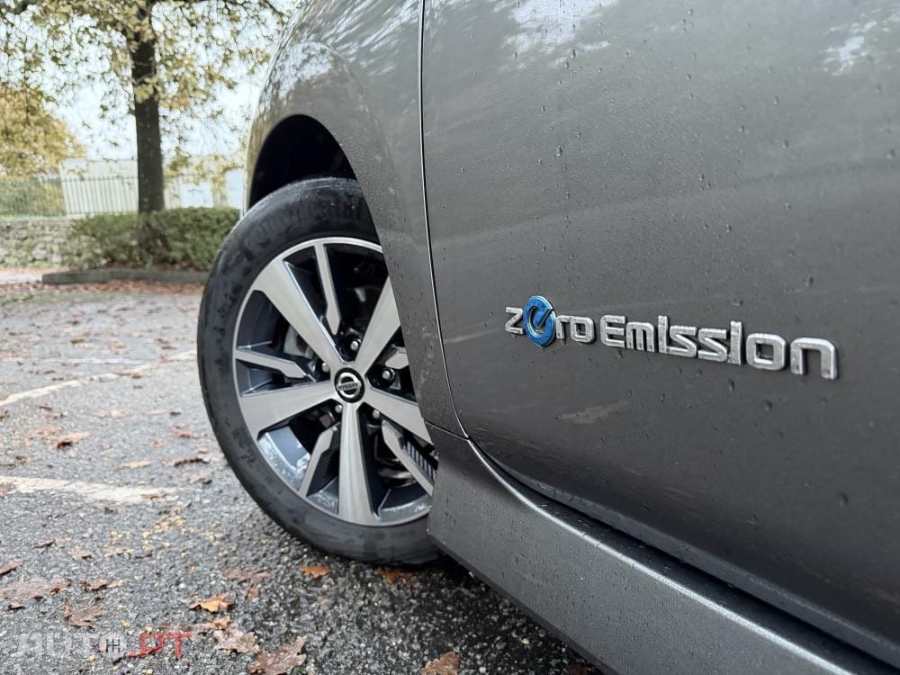 Nissan Leaf N-Connecta Full Led