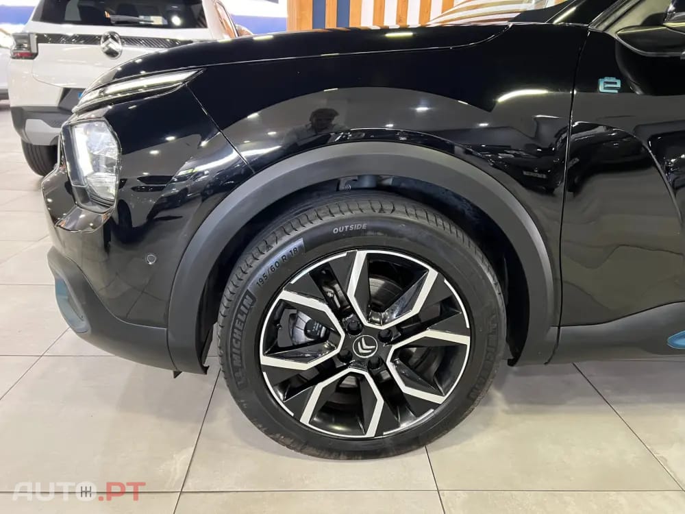 Citroen e-C4 50 kWh Shine Pack