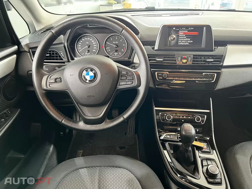 BMW 214 d Advantage