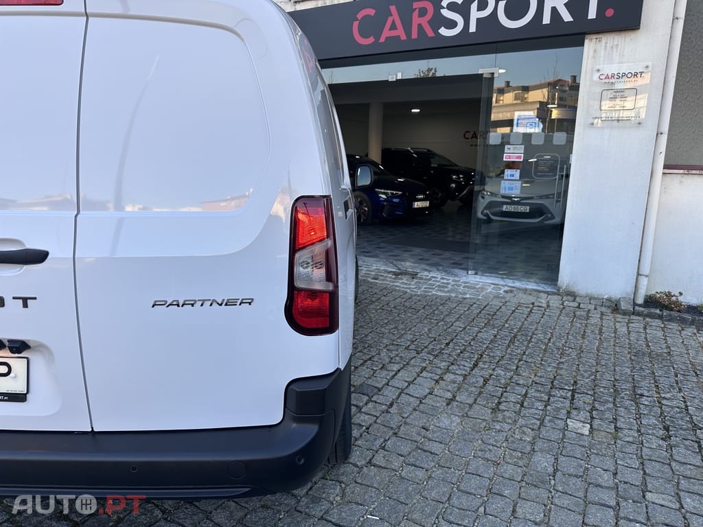 Peugeot Partner 1.5 BlueHDi Pemium Longa