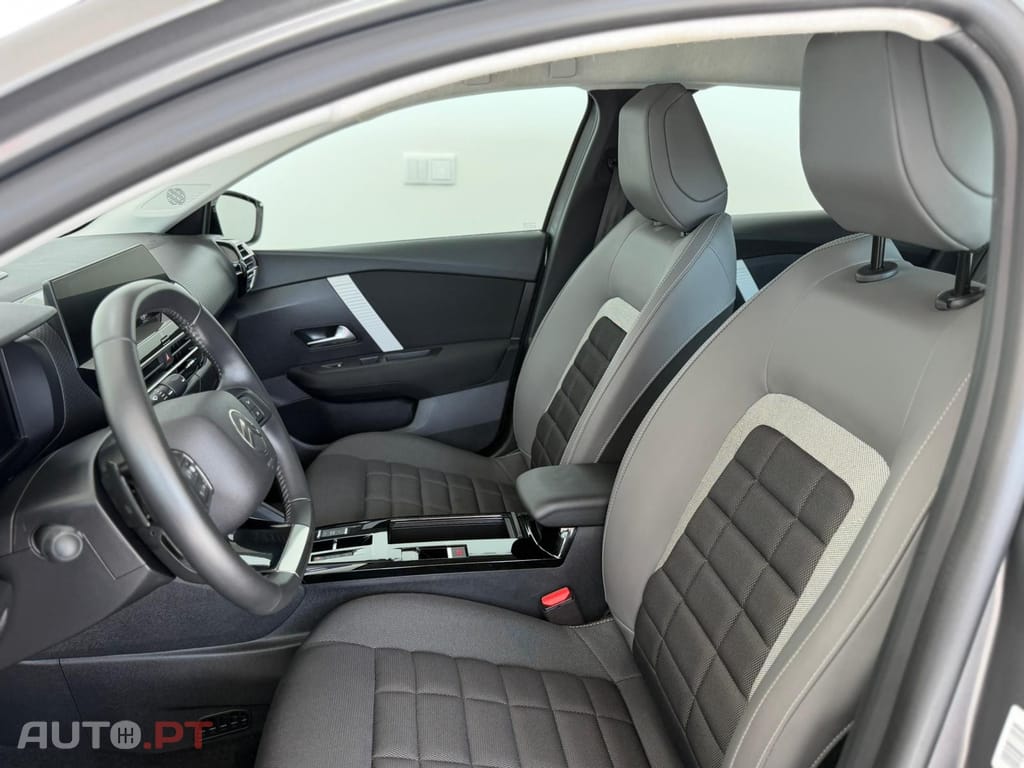 Citroen C4 1.2 Hybrid Max e-DSC6