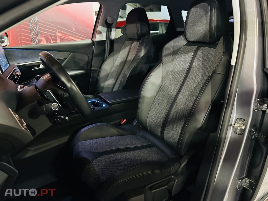 Peugeot 3008 1.2 PureTech Allure Pack EAT8